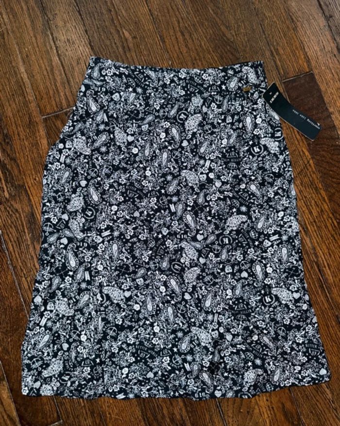 Jupe ikks 4 ans Plutôt longue Neuve avec étiquette