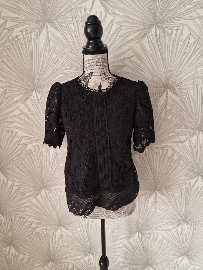 Joli haut chic dentelle taille 36 phi phi star