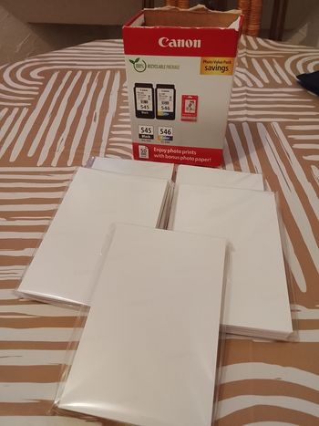 Lot de Papier pour  Photo  marque  canon 