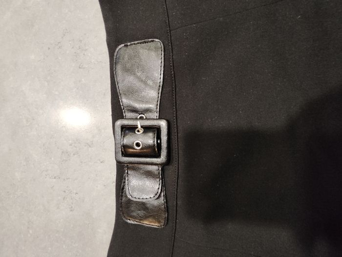 Jupe courte noire femme – Taille 38 - photo numéro 3