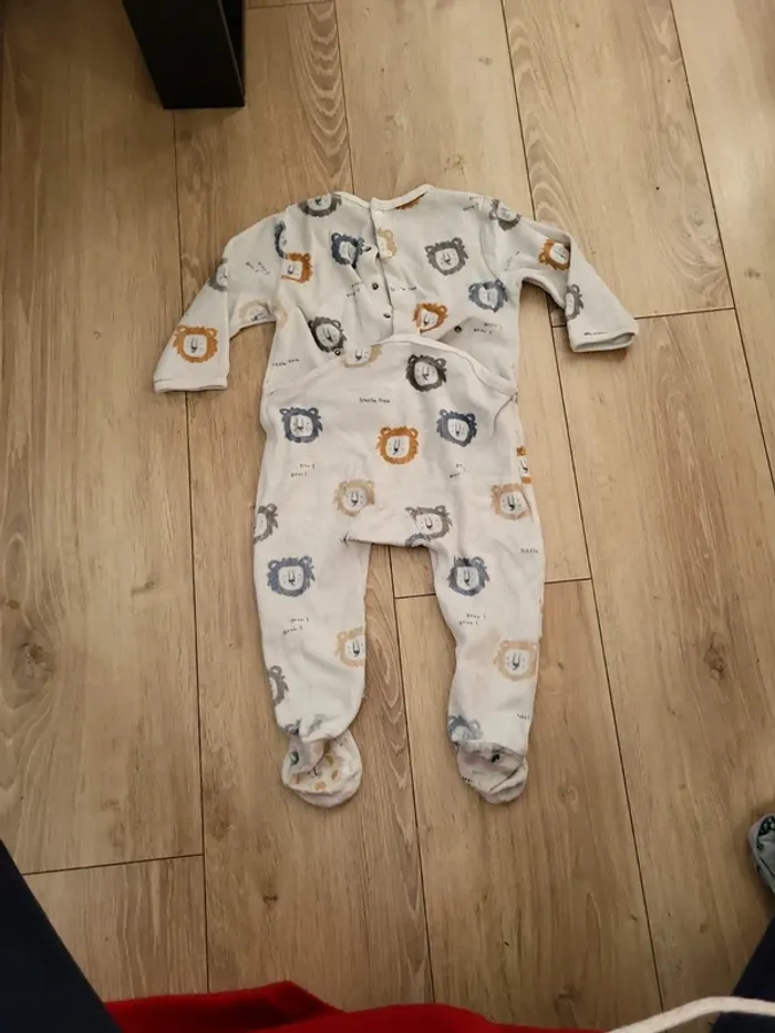 Pyjama 18 mois - photo numéro 3