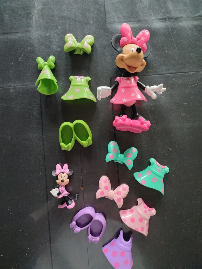 Figurine Minnie. Tenues interchangeables - photo numéro 4