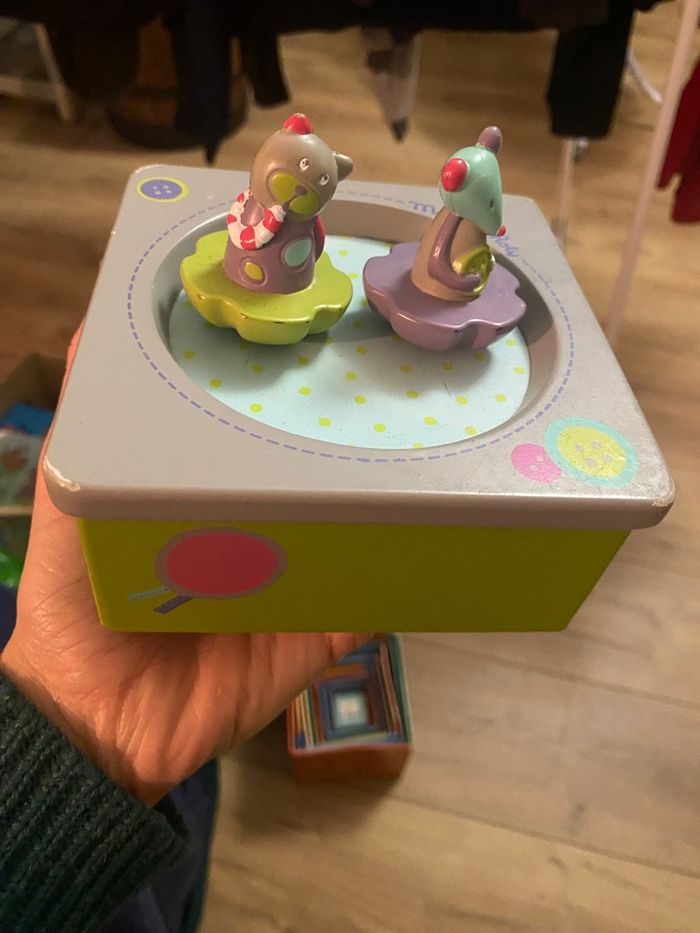 Boîte à musique Moulin Rory avec figurines