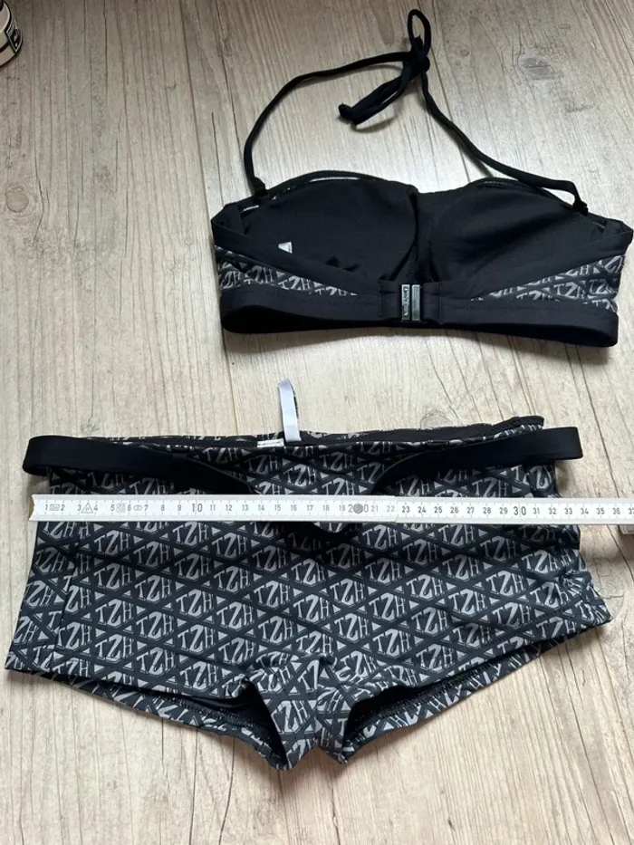 Maillot de bain tommy hilfiger x Zendaya - photo numéro 12
