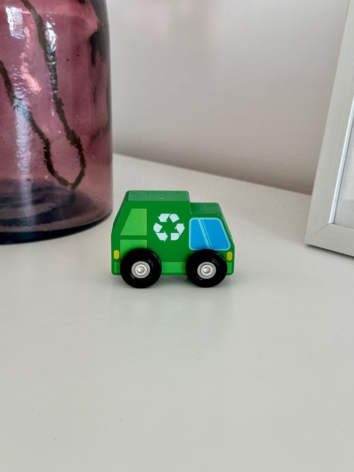 🍁 Voiture en bois recyclage 🍁 - photo numéro 2