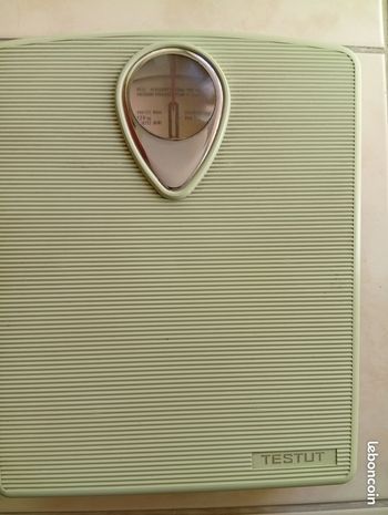 Pèse-personne Testut vintage