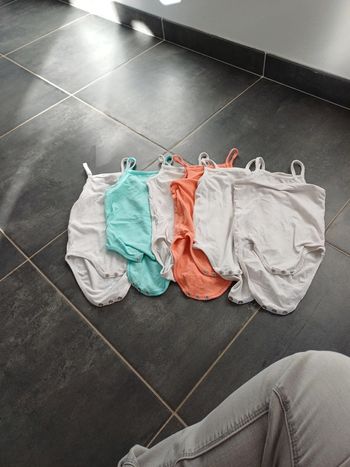 6 bodies a bretelles