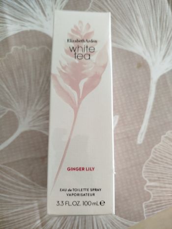 Eau de toilette spray Elisabeth arden white Tea ginger lily neuf sous blister
