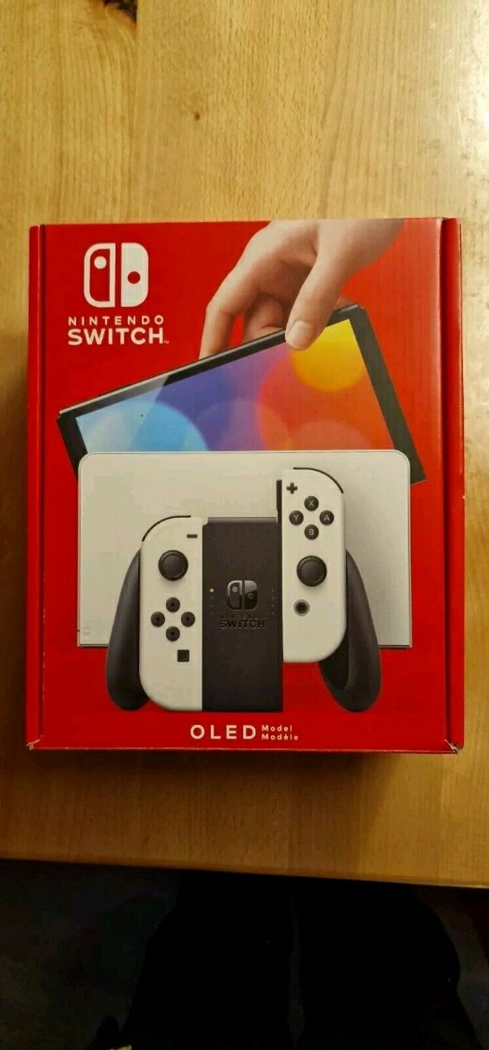 Nintendo Switch Oled - photo numéro 4