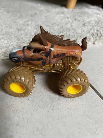 4 monster truck « animaux »