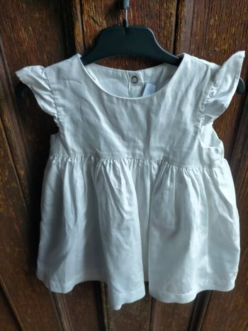 Très belle robe Petit bateau 18 mois 