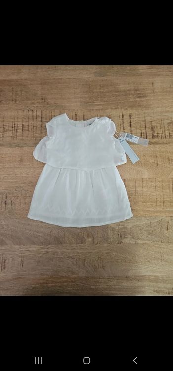 Magnifique robe ceremonie blanche bébé fille 6 mois ikks neuve ideal baptême mariage ( valeur neuve 59e)