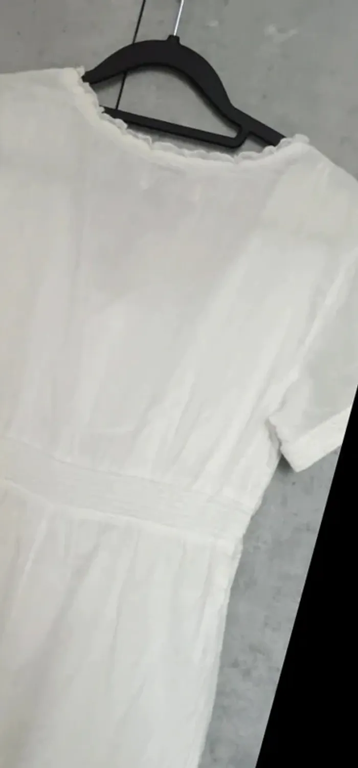 Robe blanche taille 38 ou M - photo numéro 5