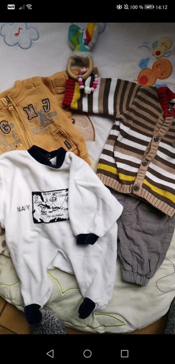 Lot 1 mois garçon