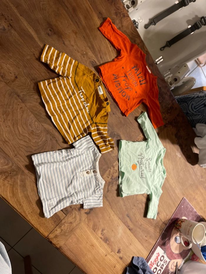 Lot de quatre T-shirts manches longues et manches courtes - photo numéro 1