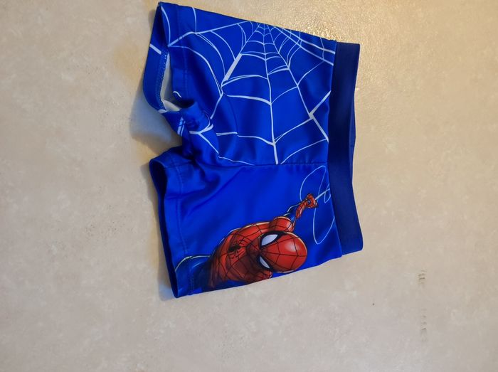 Maillot de bain spiderman 2/3 ans