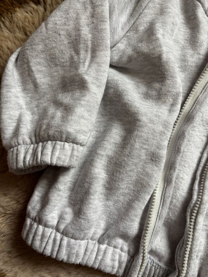 Gilet gris Primark t.9-12m - photo numéro 3