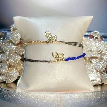 Splendide lot de deux bracelets infinis
