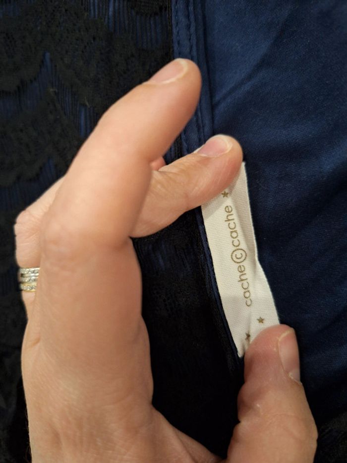 Robe cache cache Taille 42 - photo numéro 3