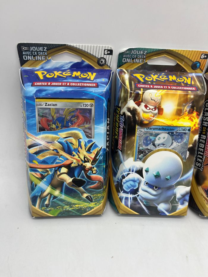 Lot de 4 deck Pokémon neuf avec 60 cartes chacun Épée et bouclier tenebre embrassées clash des rebelles EB02 et EB03 Neuf - photo numéro 2