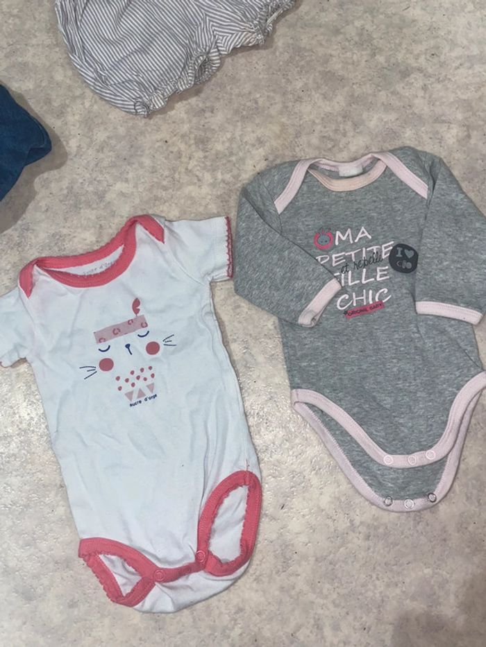 Lot de deux bodies