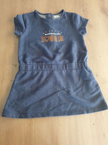 Robe 24 mois