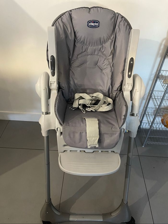 Chaise haute - photo numéro 5