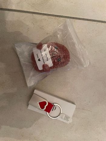Lot de 2 petits présents Amour