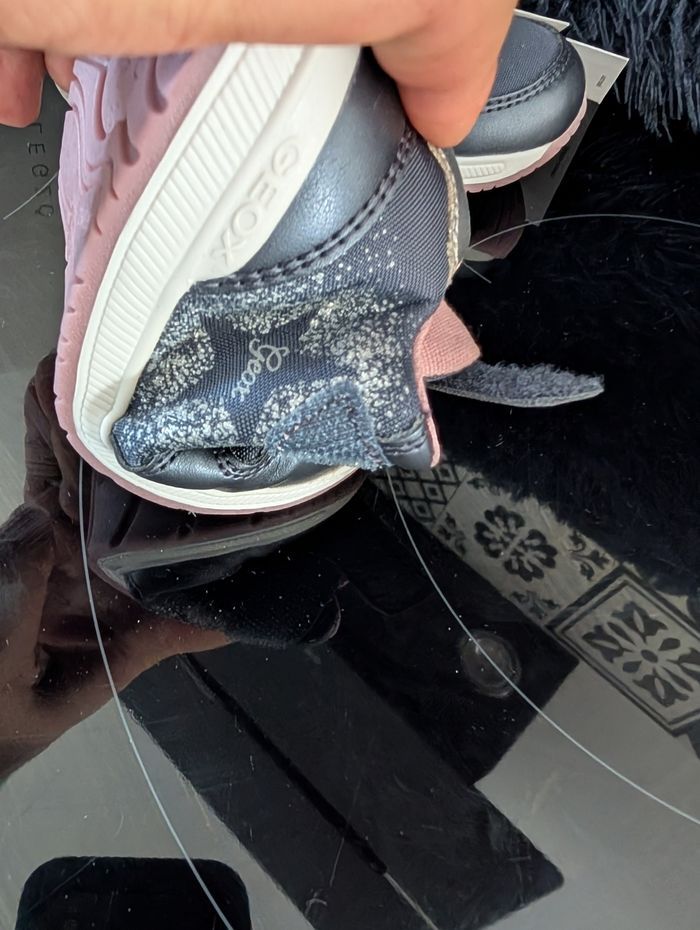 Baskets fille. Taille 22. Semelle intérieure en cuir. Neuf. Geox - photo numéro 9