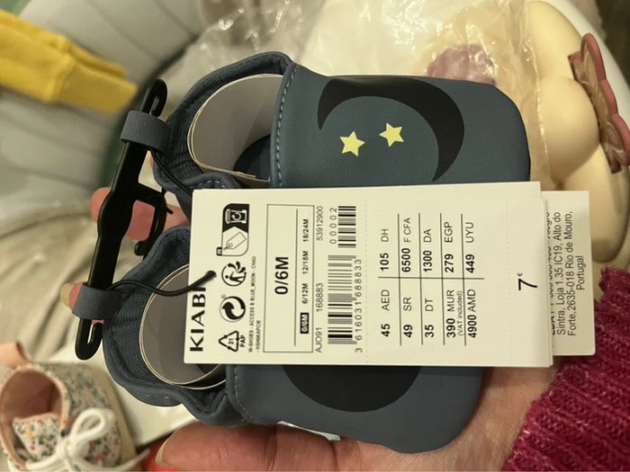 Chaussures/chaussons lune étoiles Kiabi - photo numéro 2