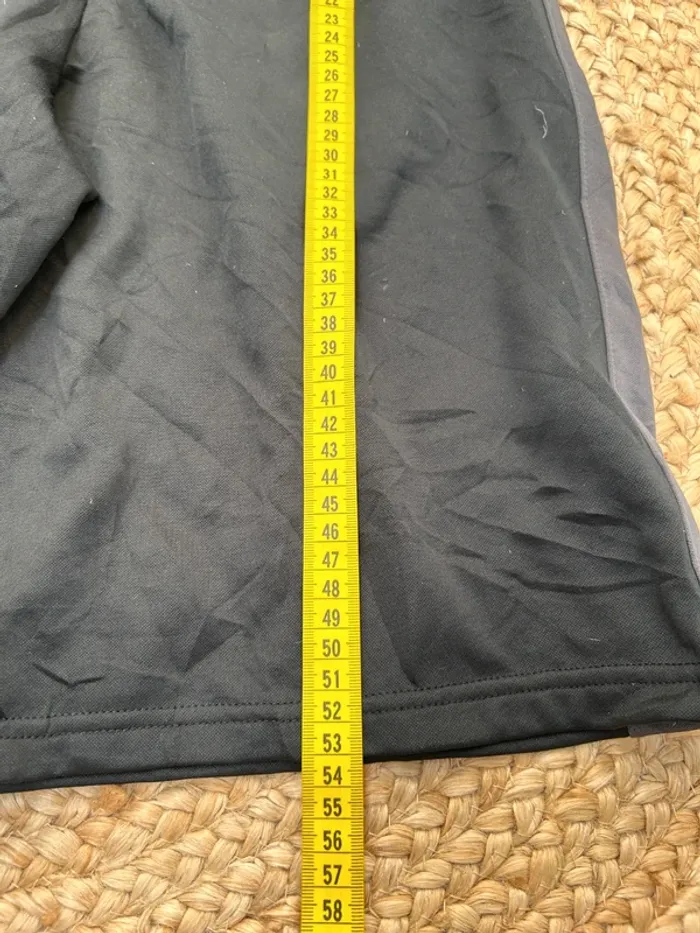 Short Garçon Champion Noir & Gris | Taille 14 ans | Très Bon État | Sport Casual | R46 - photo numéro 5