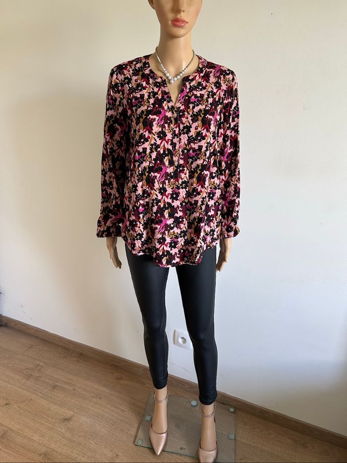 Blouse fleurie neuve à manches longues Soyaconcept taille S (valeur 40€) - photo numéro 3