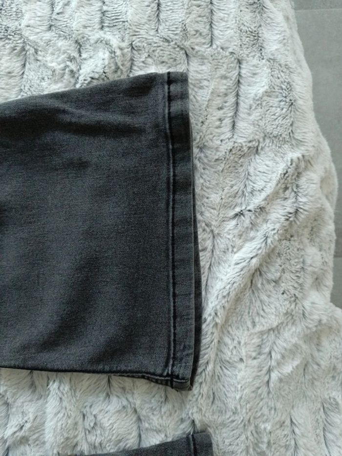 Jean flare neuf Jennyfer 30 - photo numéro 5