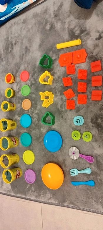 Play Doh ensemble pâte à modeler et accessoires