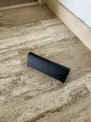 Boîte de lunettes pliable