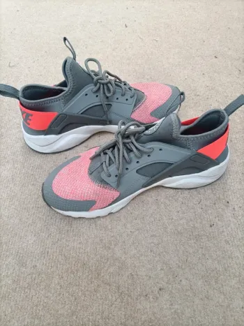 Air Huarache gris et rouge T38