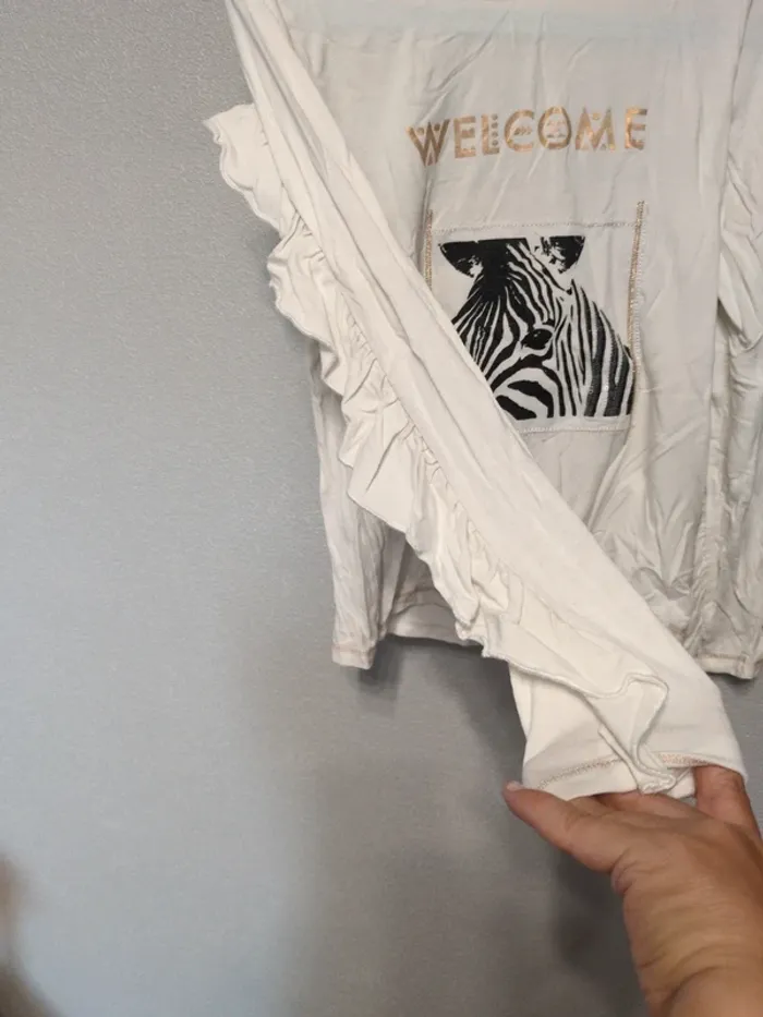 T-shirt fille 8 ans - photo numéro 3