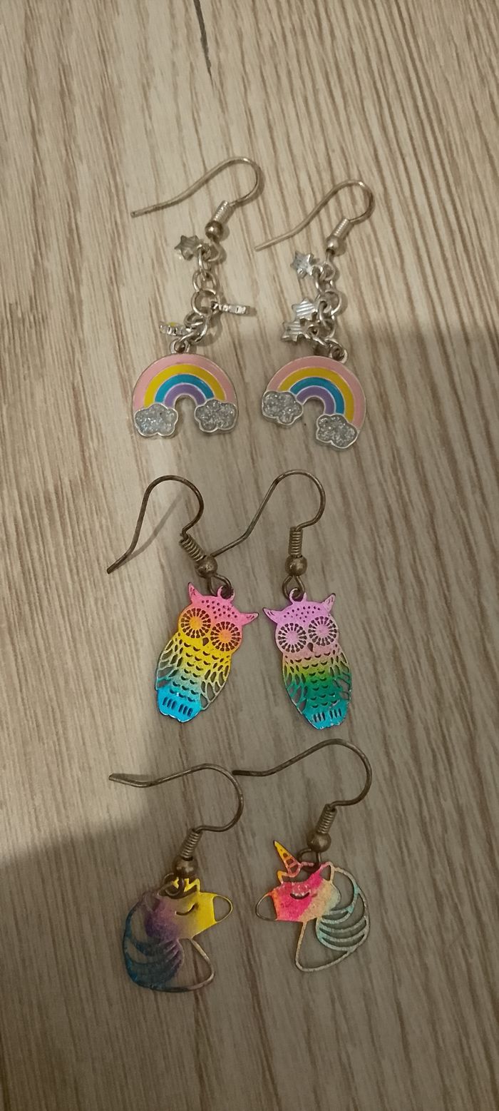 Lot boucles d'oreilles enfants
