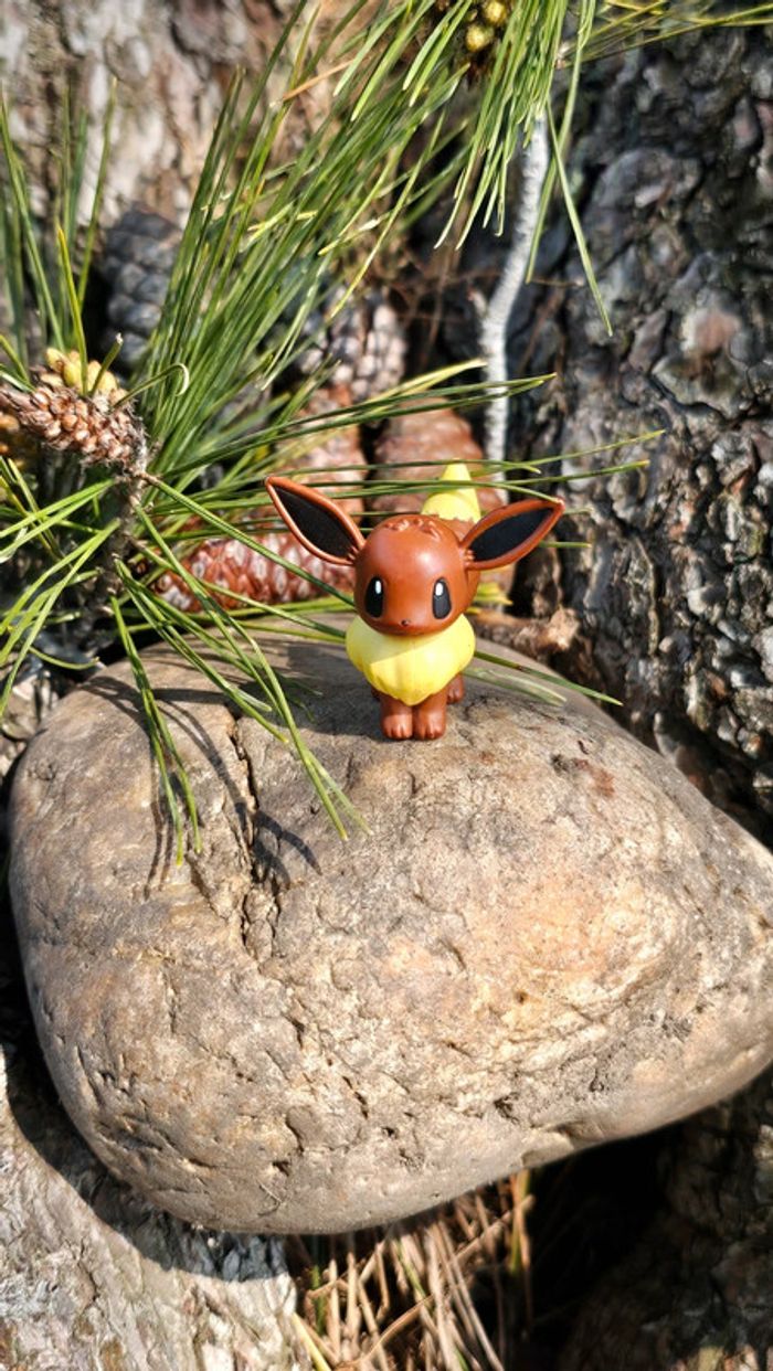 Super figurine Pokemon Nintendo Évoli