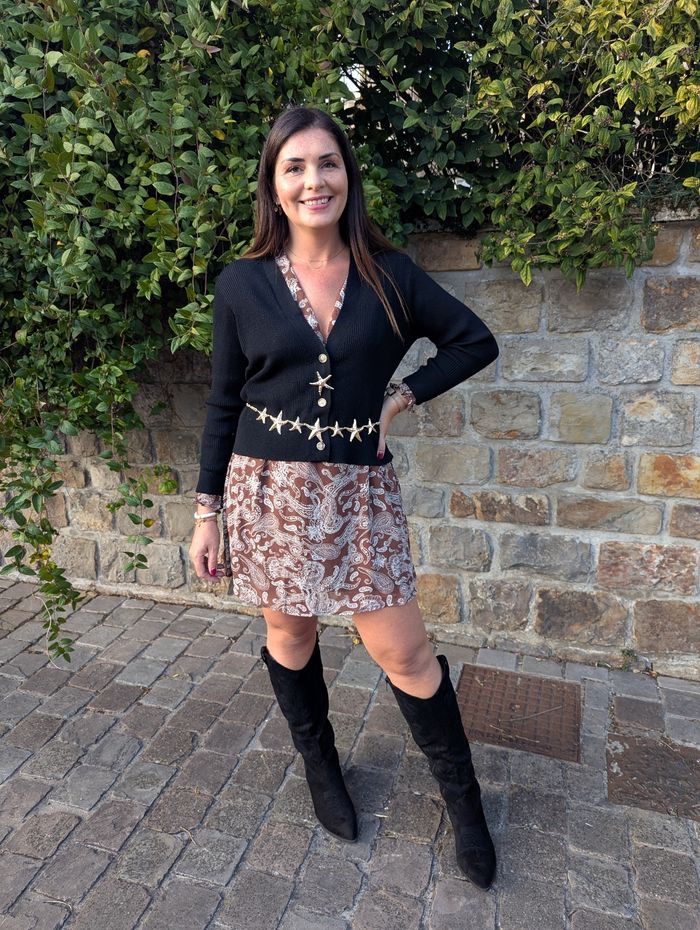 Robe fluide Strasbourg marron/beige
Taille M = ok pour 38
Col en V, doublée, motif bandana - photo numéro 5