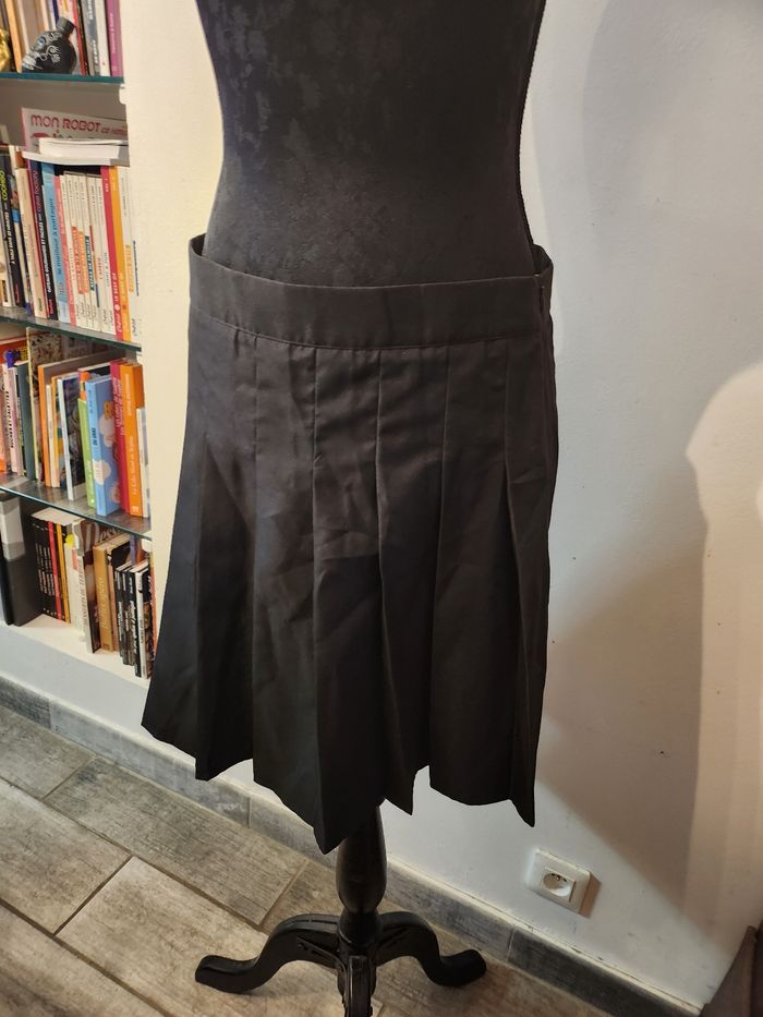Jupe plissee noire courte taille XL 44 shein - photo numéro 2