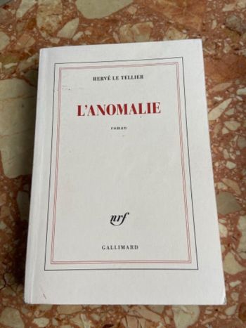 Livre l’anomalie de Hervé LE TELLIER