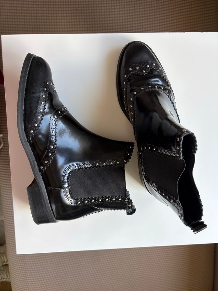 Magnifiques bottines cloutées