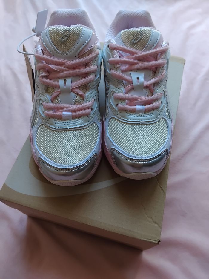 Basket Asics Gel NYC rose taille 38 - photo numéro 3