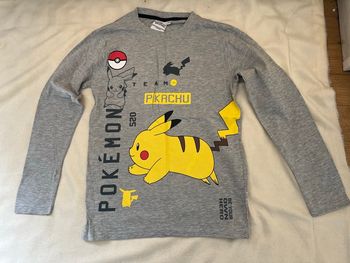 Pull fin pikachu Pokemon 12 ans