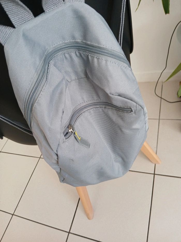 Sac à dos gris🌿🎁 - photo numéro 4