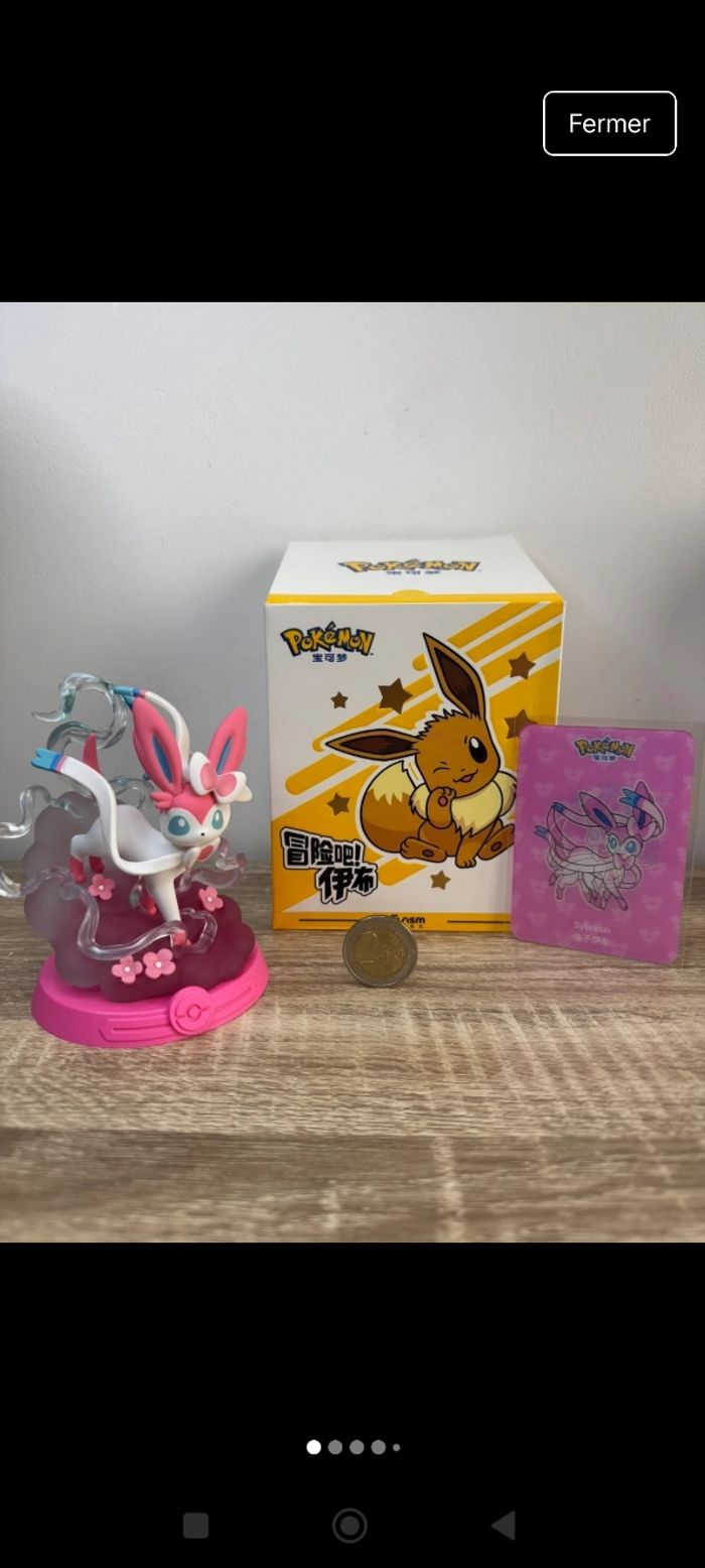 Display 9 figurine collection pokémon evoli et ses évolutions neuf scellé - photo numéro 4
