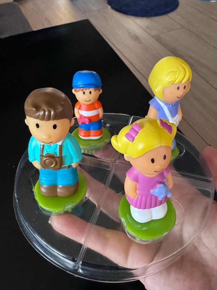 BLOKO - 93 Blocs de Construction à Picots + 4 Figurines 3D Famille - photo numéro 2