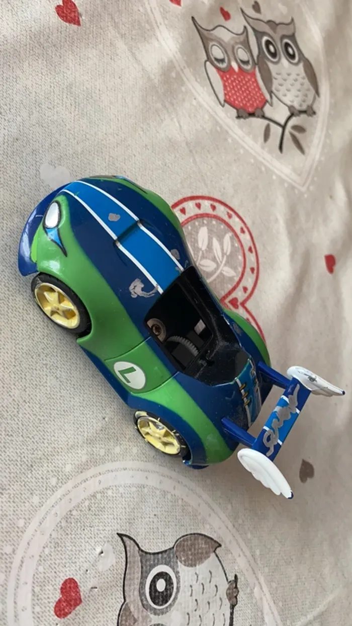Voiture de course - photo numéro 3
