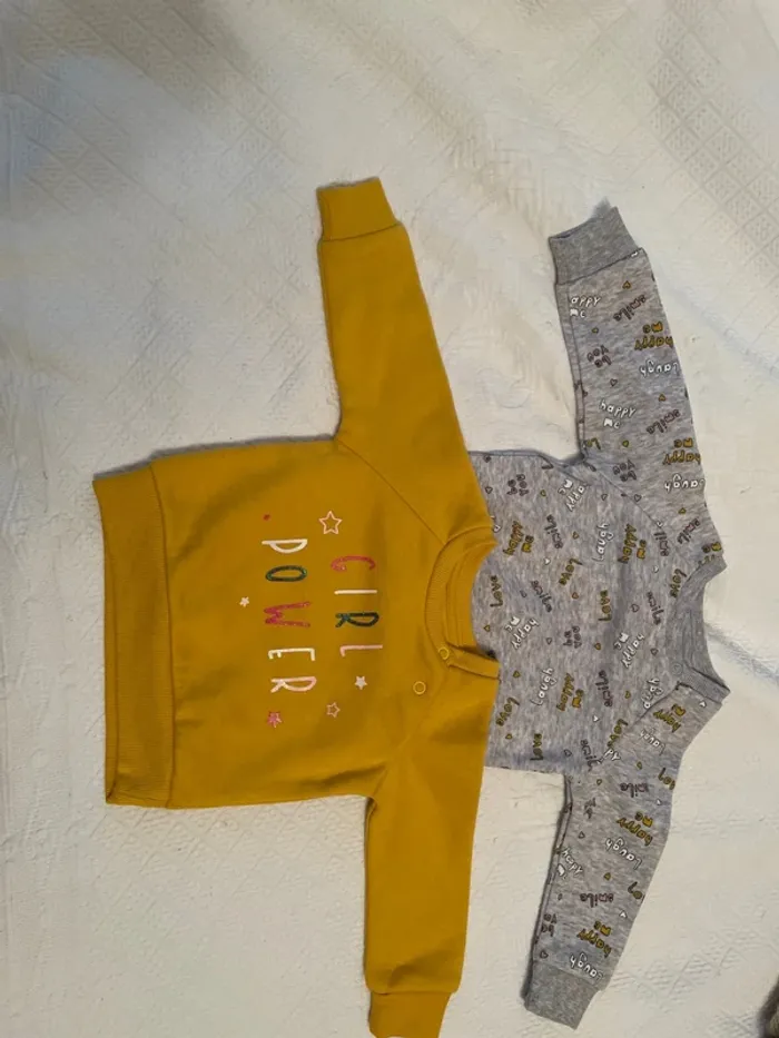 Sweat-shirt